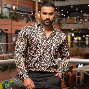 Camisa Animal Print Manga Larga