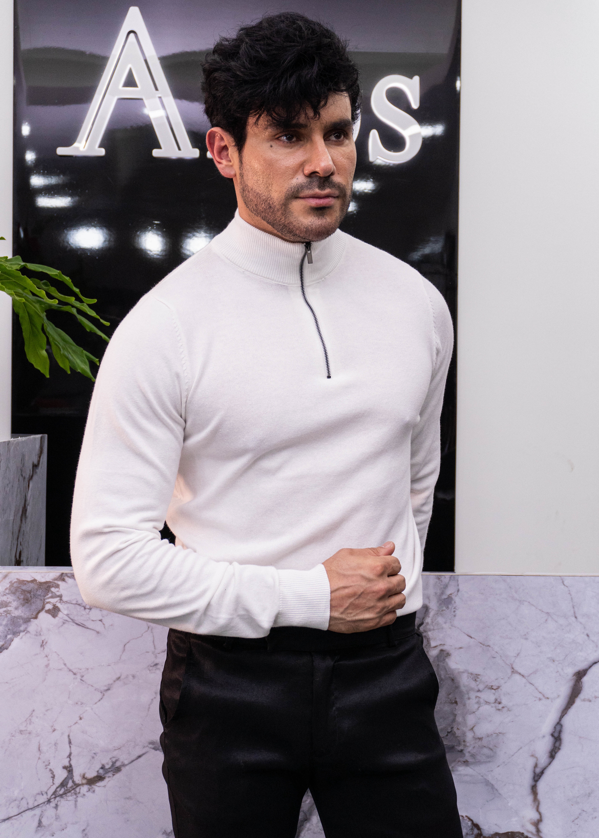Suéter Blanco Cuello Alto - Imagen 2